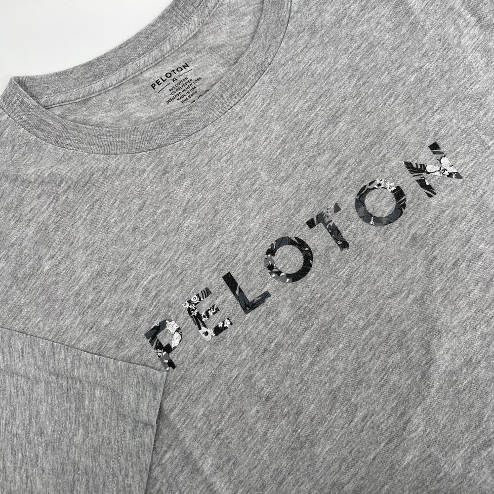 PELOTON Adult XL Heather Gray Tropical Hawaiian Floral Graphic Spellout T-Shirt